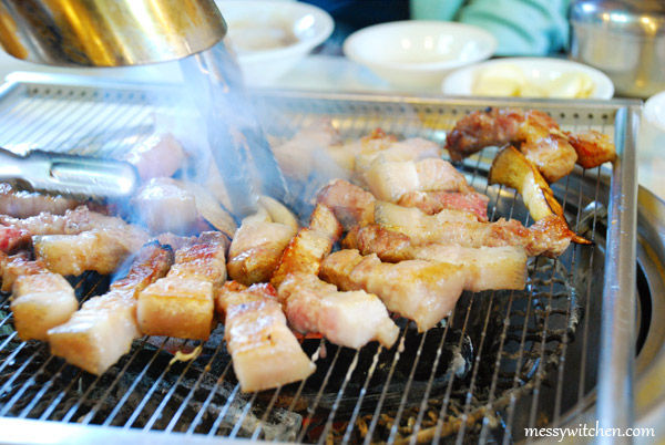 Heuk Dwaeji Ogyeopsal - Five Layered Black Pig @ Tam Gung Charcoal Ribs Restaurant, Jeju-do, South Korea